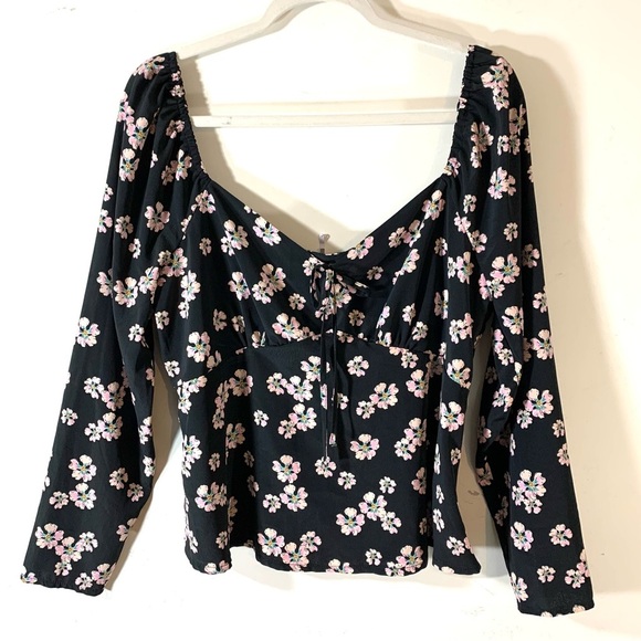 2/$35 ASOS Sweetheart Neckline Floral Peasant Blouse - Picture 1 of 12